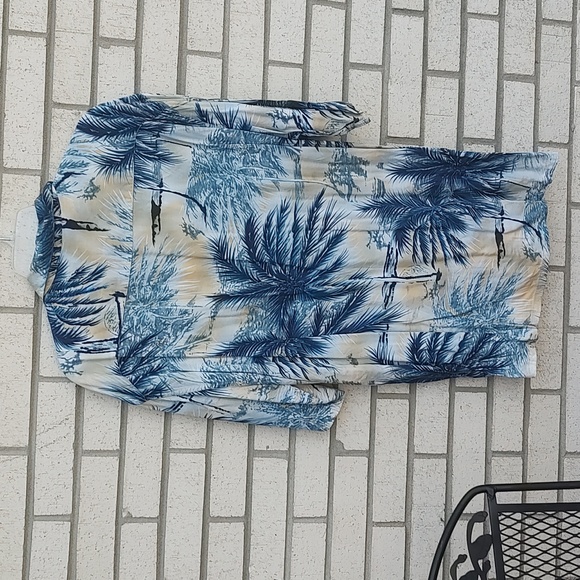 MENS Hawaiian Shirt - Picture 6 of 7